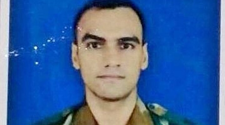 Manipur: Major Amit Deswal of Army's Special Forces killed in an encounter with militants Manipur: Major Amit Deswal of Army's Special Forces killed in an encounter with militants