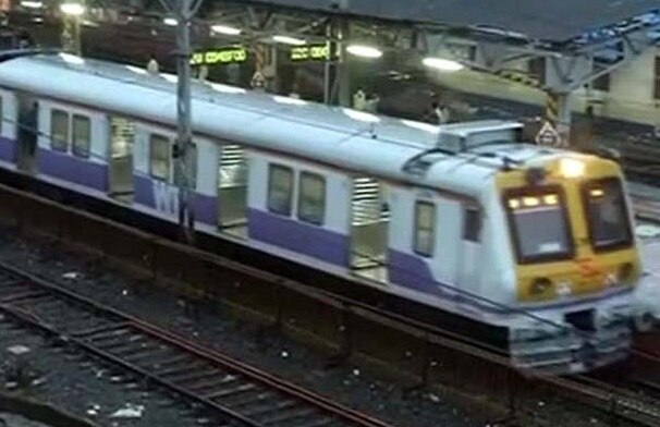 Upset with side berth, Shiv Sena lawmaker stops train for an hour Upset with side berth, Shiv Sena lawmaker stops train for an hour