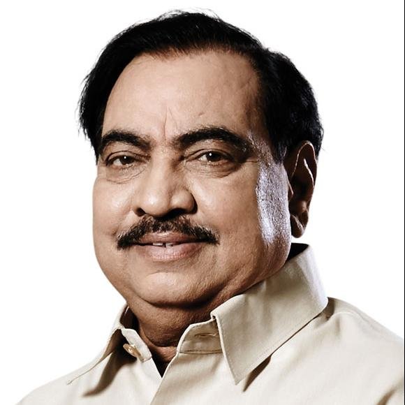 Maha minister Eknath Khadse accused of wasting 10K ltrs of water to build helipad in parched Latur