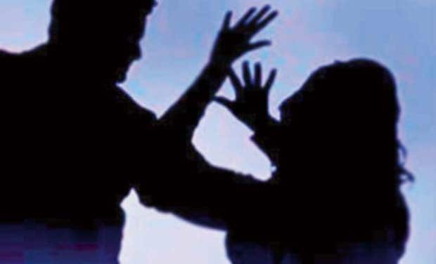 After B’luru, Bhubneswar shamed: Girls misbehaved with, thrashed After B’luru, Bhubneswar shamed: Girls misbehaved with, thrashed
