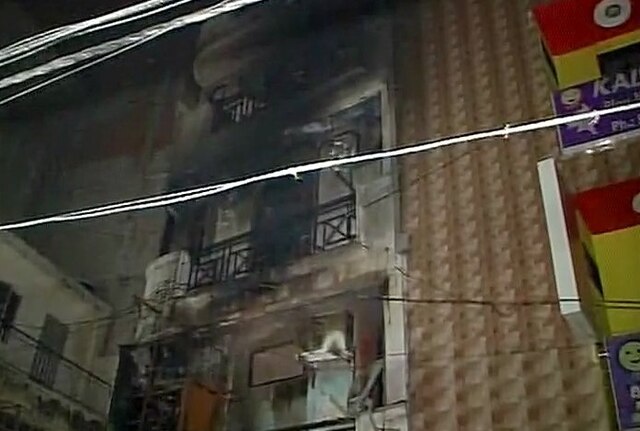 Delhi: Six killed, 34 injured in fire after gas cylinder explosions in Gandhi Nagar