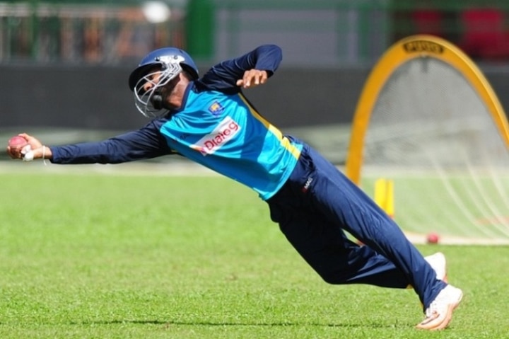 Sri Lanka's Kaushal Silva hit on the head, hospitalised Sri Lanka's Kaushal Silva hit on the head, hospitalised