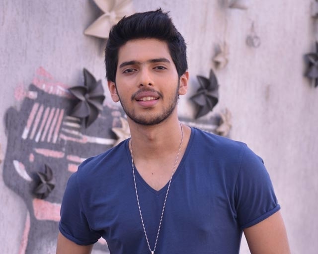 My voice, charm helped to impress ladies: Armaan Malik My voice, charm helped to impress ladies: Armaan Malik