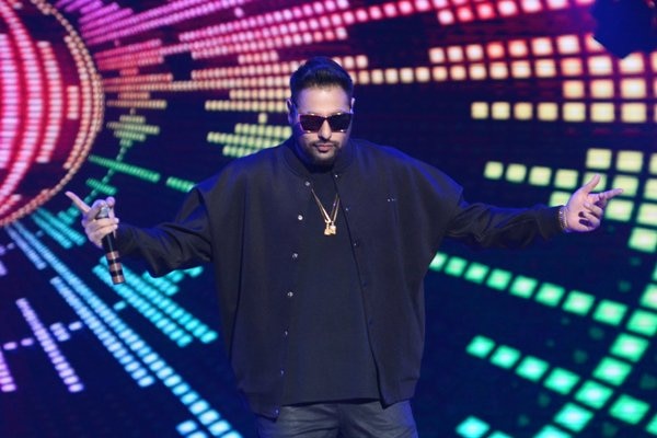 Rapper Badshah's 'dream come true' moment at Star Parivaar Awards 2016 Rapper Badshah's 'dream come true' moment at Star Parivaar Awards 2016