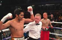Vijender Singh knocks out another opponent, wins 5th consecutive bout
