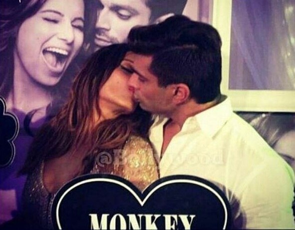 Newly-wed Bipasha Basu and KSG share an intimate kiss PUBLICLY post marriage Newly-wed Bipasha Basu and KSG share an intimate kiss PUBLICLY post marriage