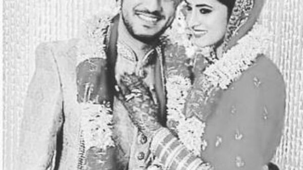 Check out the FIRST PICTURE of TV actress Mihika Verma & her NRI husband from their SECRET WEDDING Check out the FIRST PICTURE of TV actress Mihika Verma & her NRI husband from their SECRET WEDDING