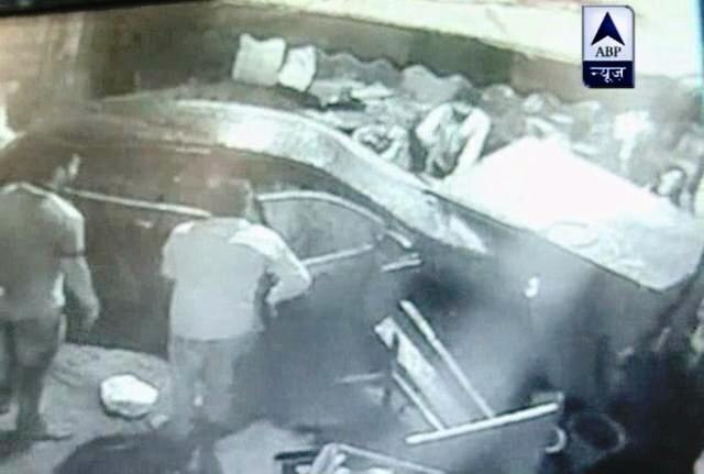 Caught on camera: Speeding car crashes into dhaba in Yamunanagar, Haryana Caught on camera: Speeding car crashes into dhaba in Yamunanagar, Haryana