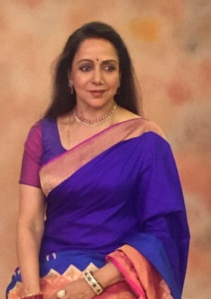 I don't support Pakistani artistes working here: Hema Malini I don't support Pakistani artistes working here: Hema Malini