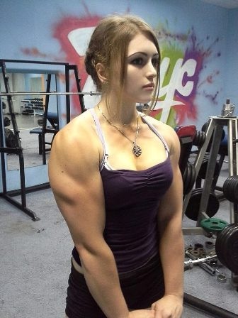 Meet Julia Vins: The 17-year-old with the face of a Barbie doll & body of the HULK Meet Julia Vins: The 17-year-old with the face of a Barbie doll & body of the HULK