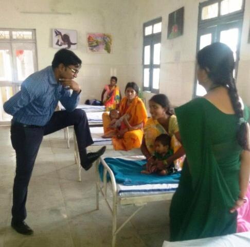 Chhattisgarh IAS officer Jagdish Sonkar goes for inspection, puts foot on hospital bed, pic goes viral Chhattisgarh IAS officer Jagdish Sonkar goes for inspection, puts foot on hospital bed, pic goes viral
