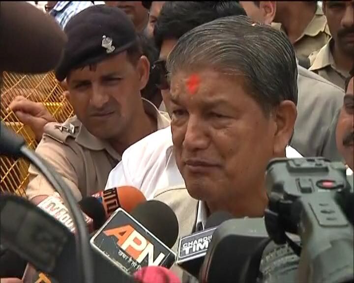 Uttarakhand: Harish Rawat appears to have clinched numbers in floor test Uttarakhand: Harish Rawat appears to have clinched numbers in floor test