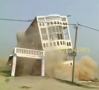 WATCH: Shocking building collapse caught on camera WATCH: Shocking building collapse caught on camera