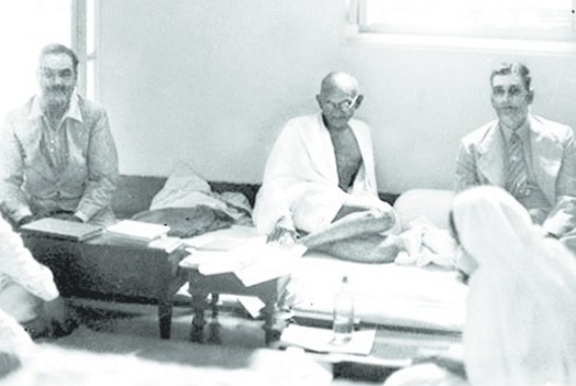 Ramachandra Guha’s column on what Mahatma Gandhi thought about alternative medicine Ramachandra Guha’s column on what Mahatma Gandhi thought about alternative medicine