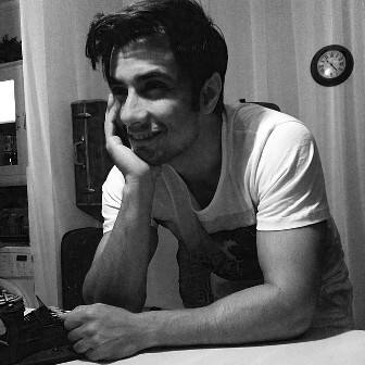 Before becoming a musician, he used to sketch portraits in a hotel lobby.