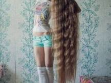 Rapunzel: Meet Dashik Gubanova, Woman Who Is Growing Her Hairs From Past 13 Years!