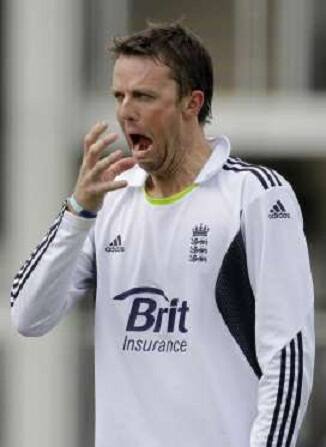 Graeme Swann is having some air