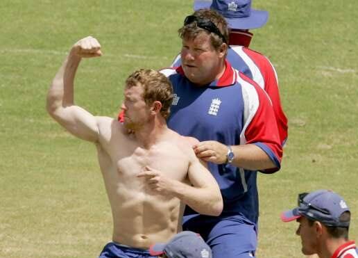 Paul Collingwood showing how he won bodybuilding championship on cricket ground