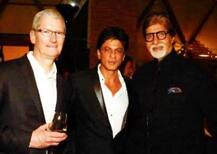 Shahrukh Khan Hosted A Dinner for Apple CEO Tim Cook; See Who Turned Up!