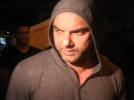 VIDEO: Sohail Khan openly abuses journalist when asked about Salman-Iulia's wedding VIDEO: Sohail Khan openly abuses journalist when asked about Salman-Iulia's wedding