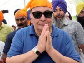 Congress hits back, names Sulabh toilet after Rishi Kapoor in Allahabad Congress hits back, names Sulabh toilet after Rishi Kapoor in Allahabad