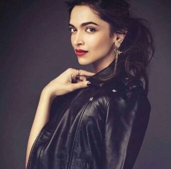 Deepika also featured in Imtiaz Ali's 'Tamasha' opposite ex-beau, Ranbir Kapoor.