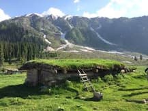 Shabana Azmi shoots in Kashmir after 32 years