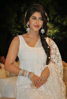 BIKINI Avatar Of Sonarika Bhadoria Aka Parvati From 'Devon Ke Dev...Mahadev'