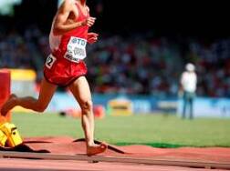 Run barefoot to boost your memory