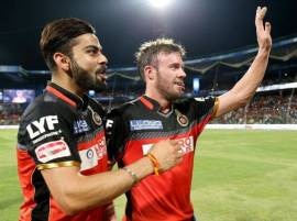 Virat Kohli is a thinker, I am not: AB de Villiers Virat Kohli is a thinker, I am not: AB de Villiers