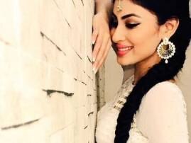 Mouni Roy excited and nervous about TV show 'Naagin 2' Mouni Roy excited and nervous about TV show 'Naagin 2'