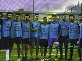 When Ranbir, Dino 'bend it like Beckham' for good cause When Ranbir, Dino 'bend it like Beckham' for good cause