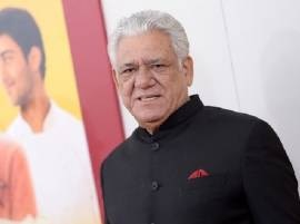 Don't have any choice left other than sitting in Modiji's lap: Om Puri Don't have any choice left other than sitting in Modiji's lap: Om Puri