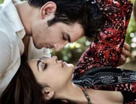 The leads of the movie, Sushant Singh Rajput and Kriti Sanon.