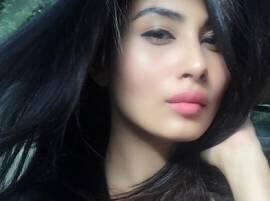 HOT, HOTTER, HOTTEST: Mouni Roy chops off her long locks; check out her new look HOT, HOTTER, HOTTEST: Mouni Roy chops off her long locks; check out her new look