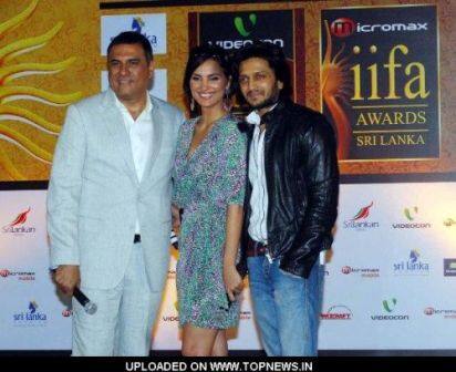 IIFA 2009 and 2010 : Hosted by Boman Irani, Lara Dutta and Riteish Deshmukh. IIFA 2009 was held in Macau and 2010 in Colombo.