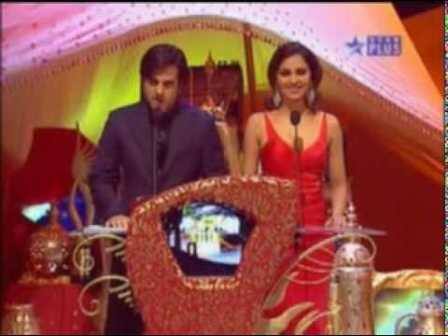 IIFA 2006 : Hosted by Fardeen Khan and Lara Dutta and was held in Dubai.
