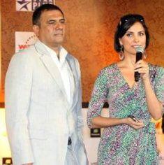IIFA 2007 : Hosted by Boman Irani and Lara Dutta and was held in Sheffield, United Kingdom.