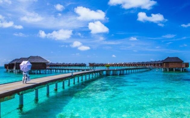 Maldives surrounded by oceans, is famous for its beauty in the entire world. Indians don’t require any VISA till 30 days. Spending time in Maldives will be stored as your amazing experience and unforgettable memory