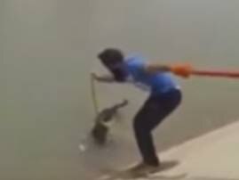 Sikh Man Risks Life, Uses Turban To Save Drowning Dog’s Life Sikh Man Risks Life, Uses Turban To Save Drowning Dog’s Life