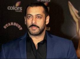 Salman Khan gets in an argument with Airport authorities Salman Khan gets in an argument with Airport authorities