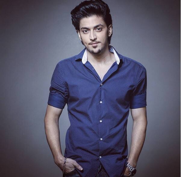 Kinshuk was born on 5th april in Mumbai, and the actor is 25 years old now!