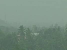 Monsoon hits Kerala, heavy rains claim one life Monsoon hits Kerala, heavy rains claim one life