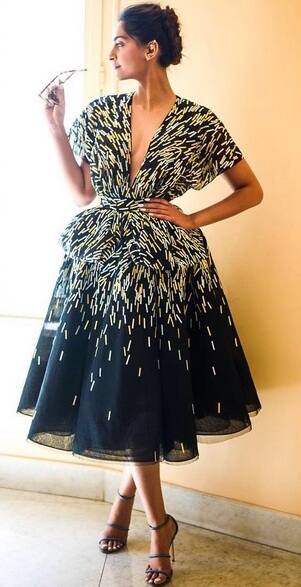 Sonam worked as an assistant director under Sanjay Leela Bhansali for 'Black' before entering in the industry