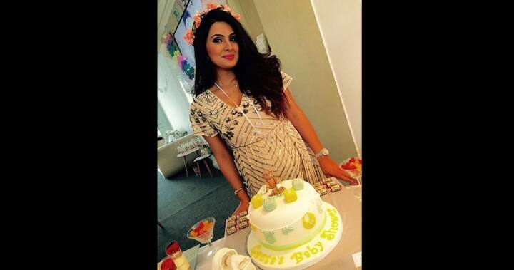 Recently, Geeta basra’s Family and friends hosted White-themed Baby Shower!