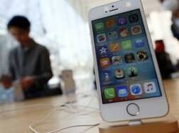 Apple's next iPhone to use mobile chips from Intel