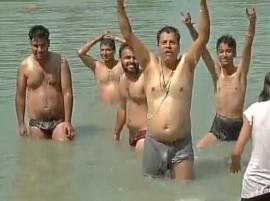 Pandits gather in Kashmir for 'Dashar Maha Kumbh' held after 75 years Pandits gather in Kashmir for 'Dashar Maha Kumbh' held after 75 years Pandits gather in Kashmir for 'Dashar Maha Kumbh' held after 75 years