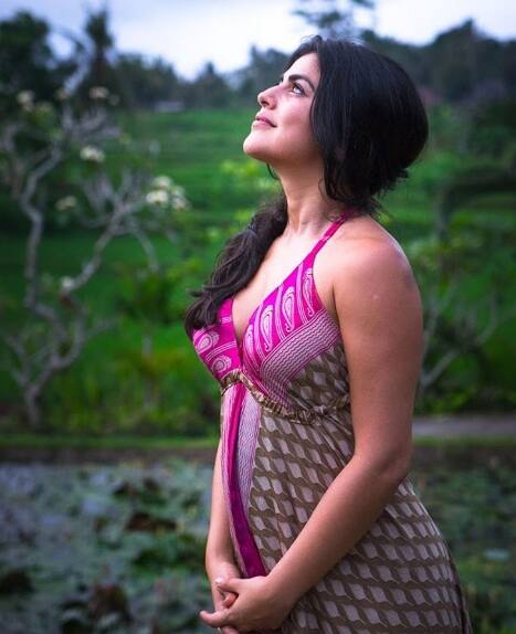 Her acting debut was in the 2001 Telugu film Eduruleni Manishi, followed by the 2003 Bollywood film Ishq Vishk