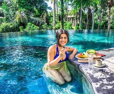 This travel girl will make you leave your job immediately and go travel the world’s beautiful places