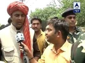 BJP washes its hands off Sangeet Som's 'Paidal Nirbhay Yatra' BJP washes its hands off Sangeet Som's 'Paidal Nirbhay Yatra'